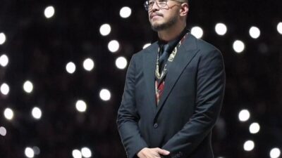 Komika Pandji Pragiwaksono.