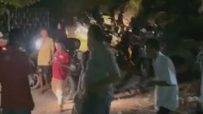 Dua Pria Bertopeng Teror Warga di Agam.