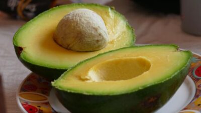 Rahasia Kulit Sehat di Usia 40-an, Nutrisi dari Dalam Tubuh