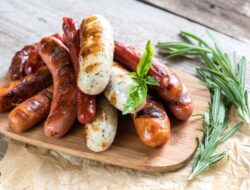 Lezat tapi Berbahaya, Dampak Sosis terhadap Risiko Jantung dan Kanker