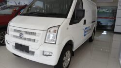 Penjelasan DFSK soal Mobil Listrik Gelora E Terbakar di Tol JORR.