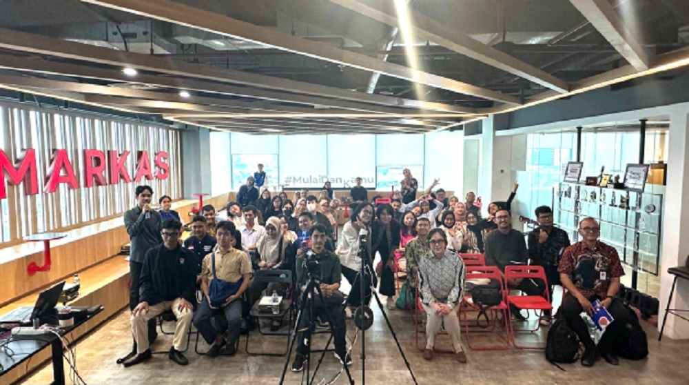 ICT Watch dan Meta Indonesia menggelar Pelatihan Literasi Kecerdasan Artifisial Ramah Disabilitas.