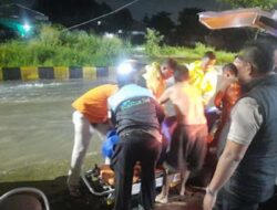 Banjir di Cikarang Barat Tewaskan Seorang Pemotor