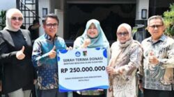 Pemerintah Kota Palu, Sulawesi Tengah memberikan donasi bantuan kemanusiaan.