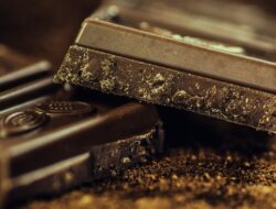 Cokelat di Kulkas Bisa Rusak Rasa dan Teksturnya, Ini Penjelasannya