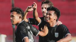 Persis Solo menang 3-2 atas Semen Padang di Super League 2025-2026!