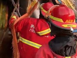 Satu Warung di Pasar Raya Padang Terbakar, Tidak Ada Korban