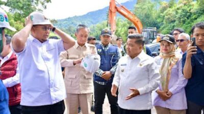 Menteri Pekerjaan Umum Tinjau Pengerjaan Ruas Jalan Terdampak Bencana di Malalak