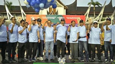 Pelepasan Balon dan Tendangan Bola Pertama Tandai Kick-off Piala Dunia