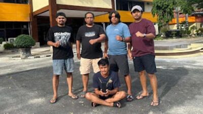 Tim Klewang amankan pelaku pencurian dalam tempat hiburan malam di Padang.