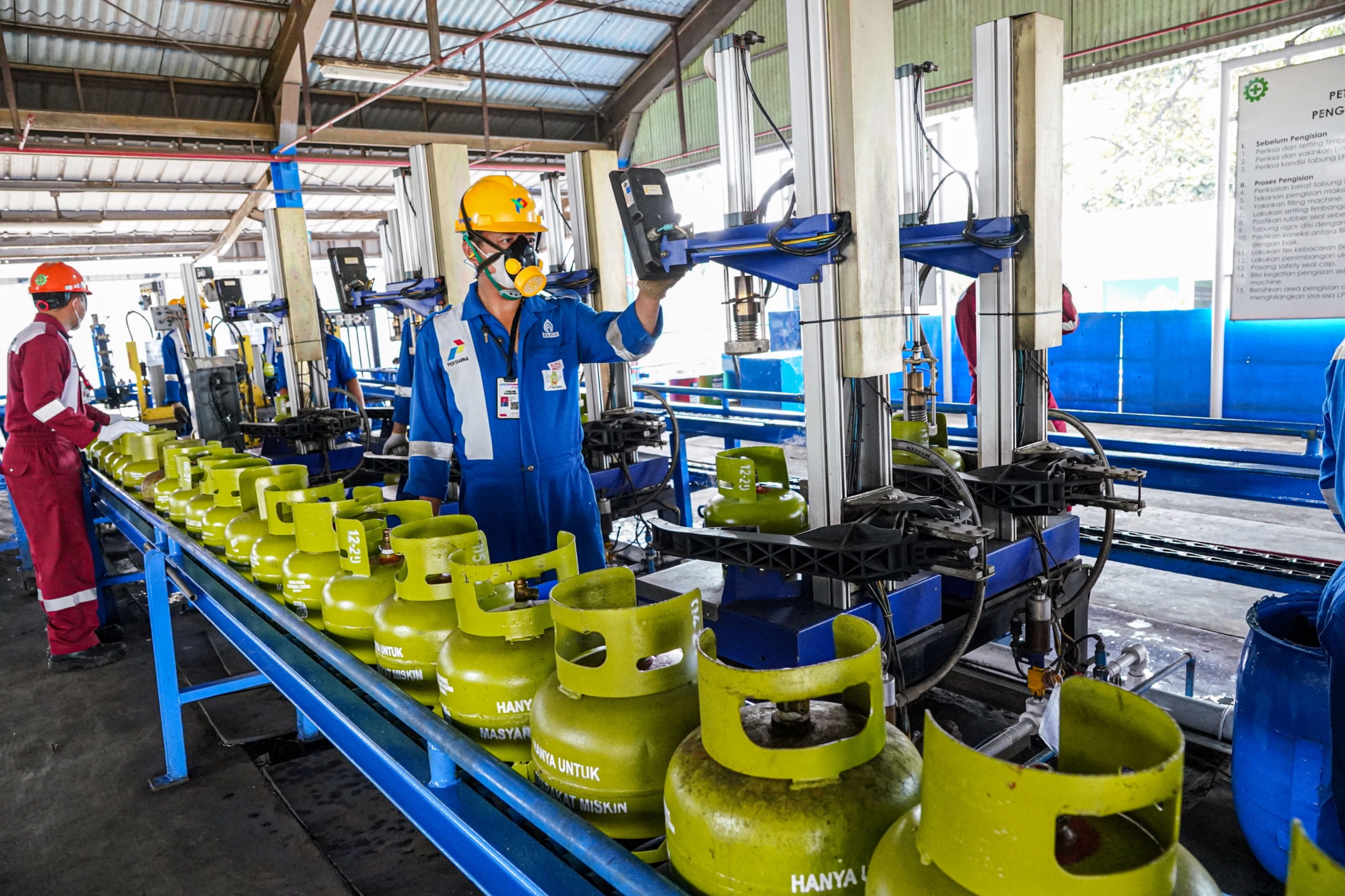 Pertamina Patra Niaga Tambah 7,8 Juta LPG 3 Kg Jelang Libur Panjang Imlek dan Ramadan.