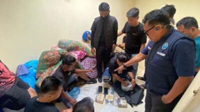 Salinan BNNP Sumbar amankan pengedar sabu di Bukittinggi.