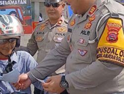 Pengendara Ditegur Saat Terjaring Operasi Keselamatan Singgalang