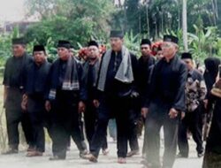 Sambut Ramadan, Masyarakat Sungai Dareh Lestarikan Kunjungan Rumah Gadang dan Balimau