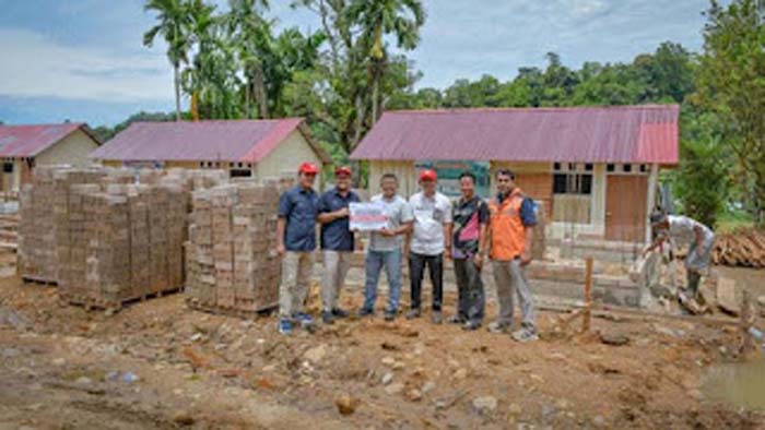Bantuan SEPABLOCK dari Semen Padang untuk percepatan huntap.