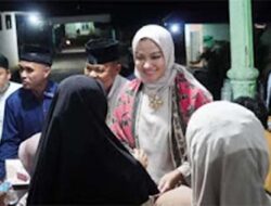 Annisa Suci Ramadhani Hadiri Buka Bersama dan Serahkan Bingkisan untuk Anak Yatim
