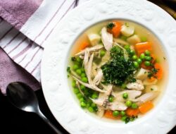 Cuaca Tak Menentu, Sup Hangat Bisa Jadi Andalan Jaga Daya Tahan Tubuh