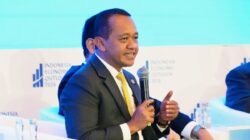 Bahlil Lahadalia tengah mengkaji rencana penghentian ekspor timah dalam beberapa tahun ke depan.