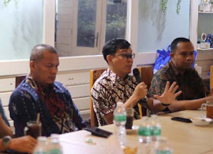 Dorong Efisiensi Arus Barang, Pelindo Tambah Reach Stacker di Pelabuhan Teluk Bayur.