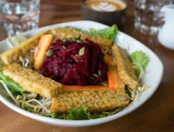 Peran Protein dalam Menjaga Kesehatan Usus dan Daftar Sumber Terbaiknya