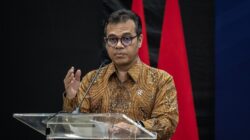 Komdigi meminta semua operator seluler untuk memiliki fitur anti spam dan scam untuk melindungi pelanggan dari potensi penipuan digital.