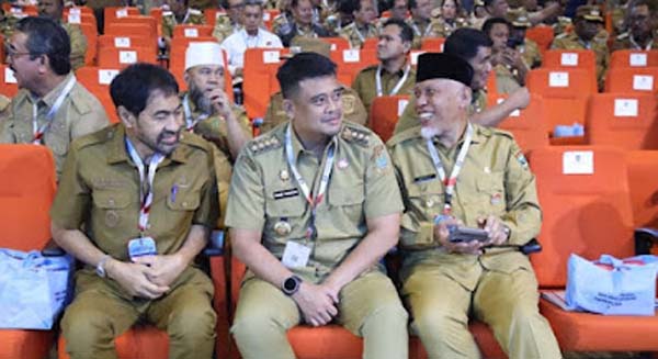 Mahyeldi bersama Gubernur Sumut Bobby Nasution dan Gubernur Aceh Muzakin Manaf