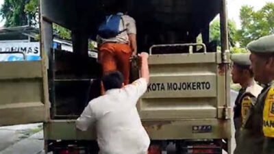 Pelajar SMK dan SMP Kedapatan Bolos, Dibawa ke Kantor Satpol PP