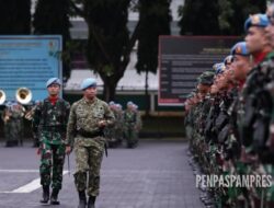 Danpaspampres Tutup Latihan Standarisasi dan Pembekalan Pengamanan VVIP, Prajurit Baru Resmi Dikukuhkan