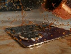 Ingin Upgrade Gadget Saat Lebaran? Huawei Mate X7 Tawarkan Desain Kokoh dan Kamera Canggih