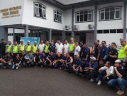 Bersama Polda Sumbar, IMBI Bagikan Ribuan Takjil untuk Masyarakat