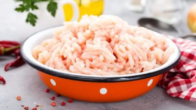 Ayam memang tidak boleh dicuci, tidak menyebarkan salmonella.