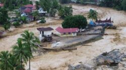 Bencana banjir dan longsor yang terjadi di Sumatera Barat.