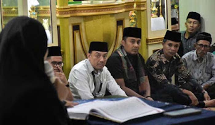 Wakil Gubernur Sumatera Barat bersama Ketua BKOW ikuti Safari Ramadhan.