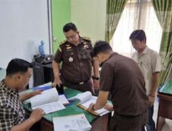 Kejari Pesisir Selatan Amankan Dokumen Saat Geledah Kantor Inspektorat