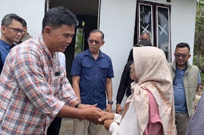 Dihantam Banjir Saat Hamil Besar, Hunian Tetap Bangkitkan Harapan Baru Korban Banjir Solok.