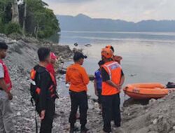 Basarnas Padang Bekerja Sama dengan Warga dalam Pencarian Korban Terseret Air