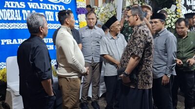 Takziah ke Rumah Duka, Putera Sukarno Kenang Keteladanan dan Pengabdian Try Sutrisno