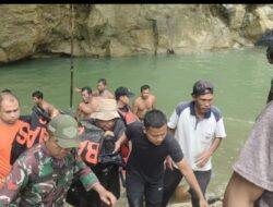 Hanyut di Sungai Batang Lapu Koto Balingka Pasbar, Bocah 6 Tahun Ditemukan Meninggal Dunia