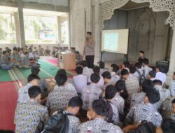 Jalin Keakraban Bersama Pelajar, Kapolsek Pasaman Hadiri Kegiatan Pesantren Ramadan di SMAN 2 Pasaman