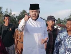 Petani dan Warga Gotong Royong Pulihkan Lahan Pertanian Padang