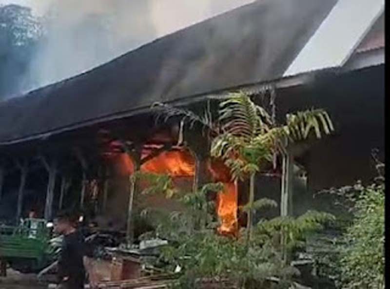 Kantor DLH Kota Padang Terbakar, Polisi Langsung Turun ke Lokasi