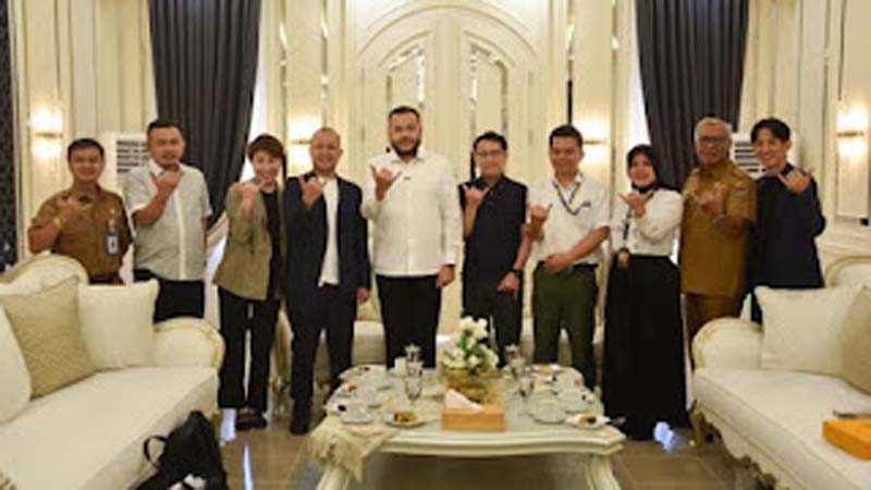 Fadly Amran selaku Wali Kota Padang menerima kunjungan