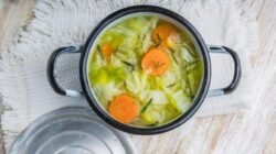 Ada lima cara memasak kubis. Mana yang menghasilkan olahan kubis paling enak?