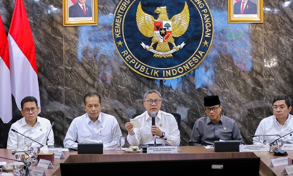 Menteri Koordinator Bidang Pangan, Zulkifli Hasan (Zulhas) melaporkan jumlah pelamar Manajer Kopdes Merah Putih tembus 383.830 orang.