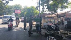 Gunakan Trotoar dan Badan Jalan, Satpol PP Padang Tertibkan Pedagang Minyak Eceran