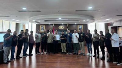 Pertemuan pengurus KONI Sumbar dengan Kapolda Sumbar.