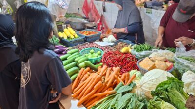 Harga pangan menunjukkan tren penurunan pada hari ini.