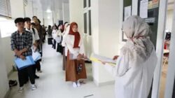 Peran Tim di Balik Layar Jaga Kelancaran UTBK di Universitas Negeri Padang.