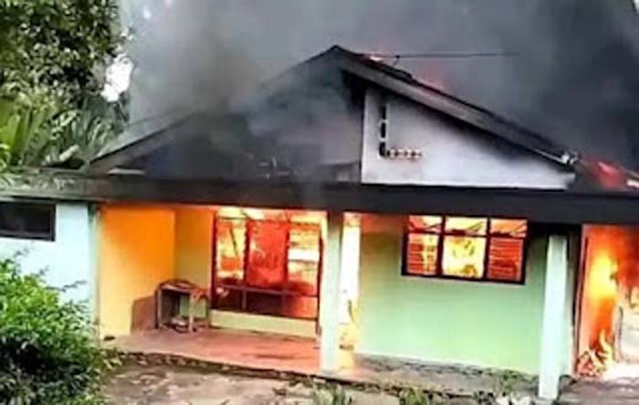 Satu Unit Rumah di Agam Ludes Terbakar, Diduga Berawal dari Korsleting Mobil