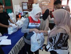 Sembako Rp30 Ribu dari Pertamina Ringankan Beban Ekonomi Warga Teluk Kabung